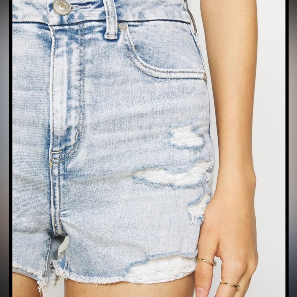 NWT • American Eagle • Curvy Hi-Rise Shortie •
